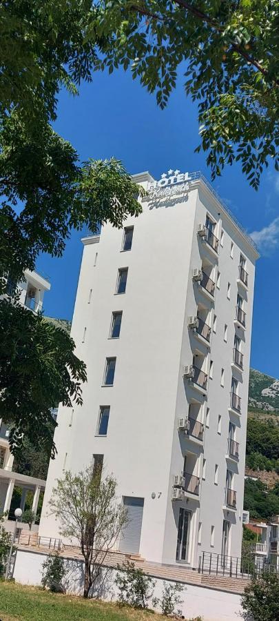 Hotel Kaligrosh Сутоморе Экстерьер фото