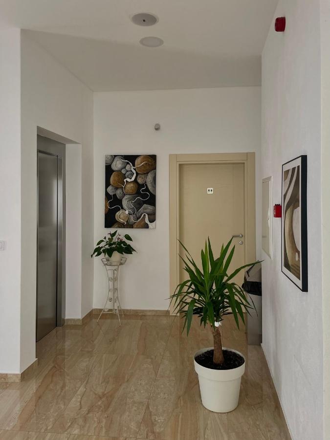 Hotel Kaligrosh Сутоморе Экстерьер фото